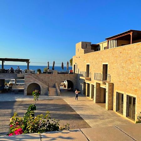 Margo Beach Hotel Gytheio Exterior foto