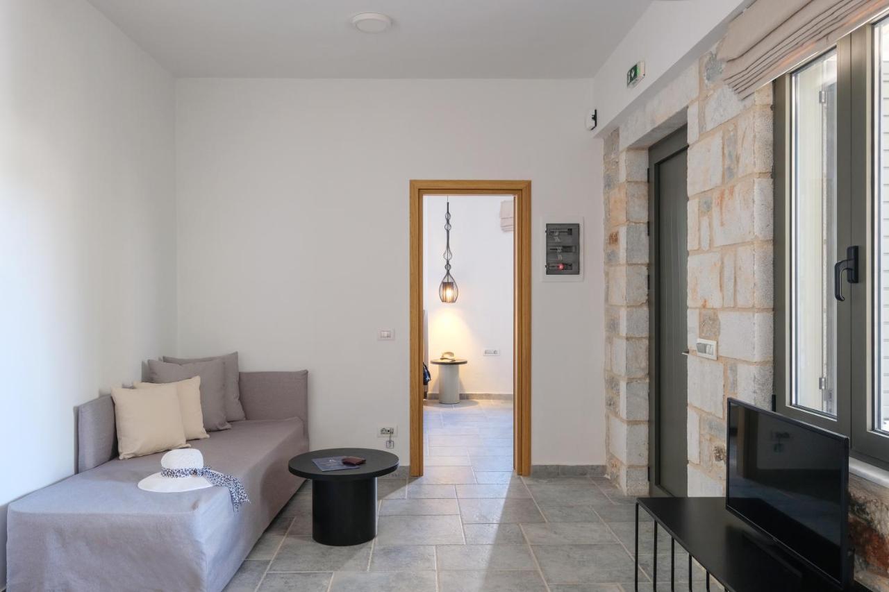 Margo Beach Hotel Gytheio Exterior foto