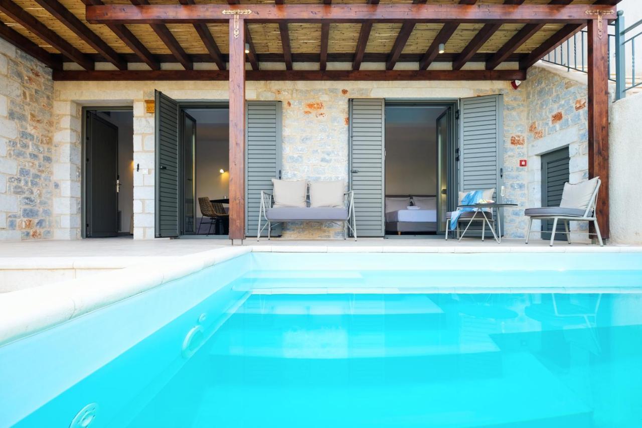Margo Beach Hotel Gytheio Exterior foto