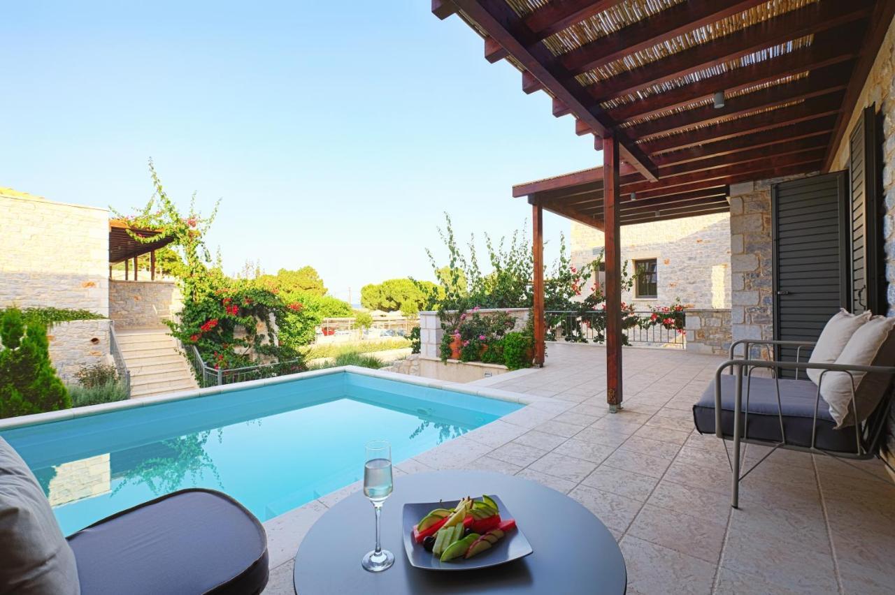 Margo Beach Hotel Gytheio Exterior foto
